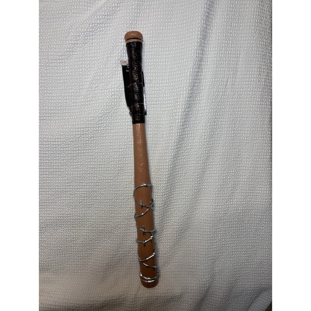 Way to Celebrate Halloween Barbed Wire Baseball Bat Prop Decoration 2022 NWT